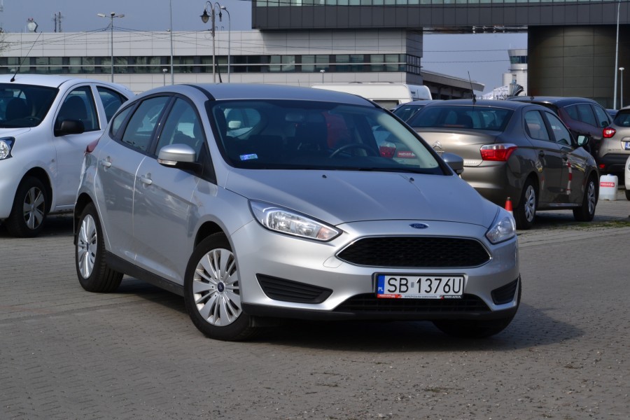 Ford Focus Wypożyczalnia samochodów OdkryjAuto